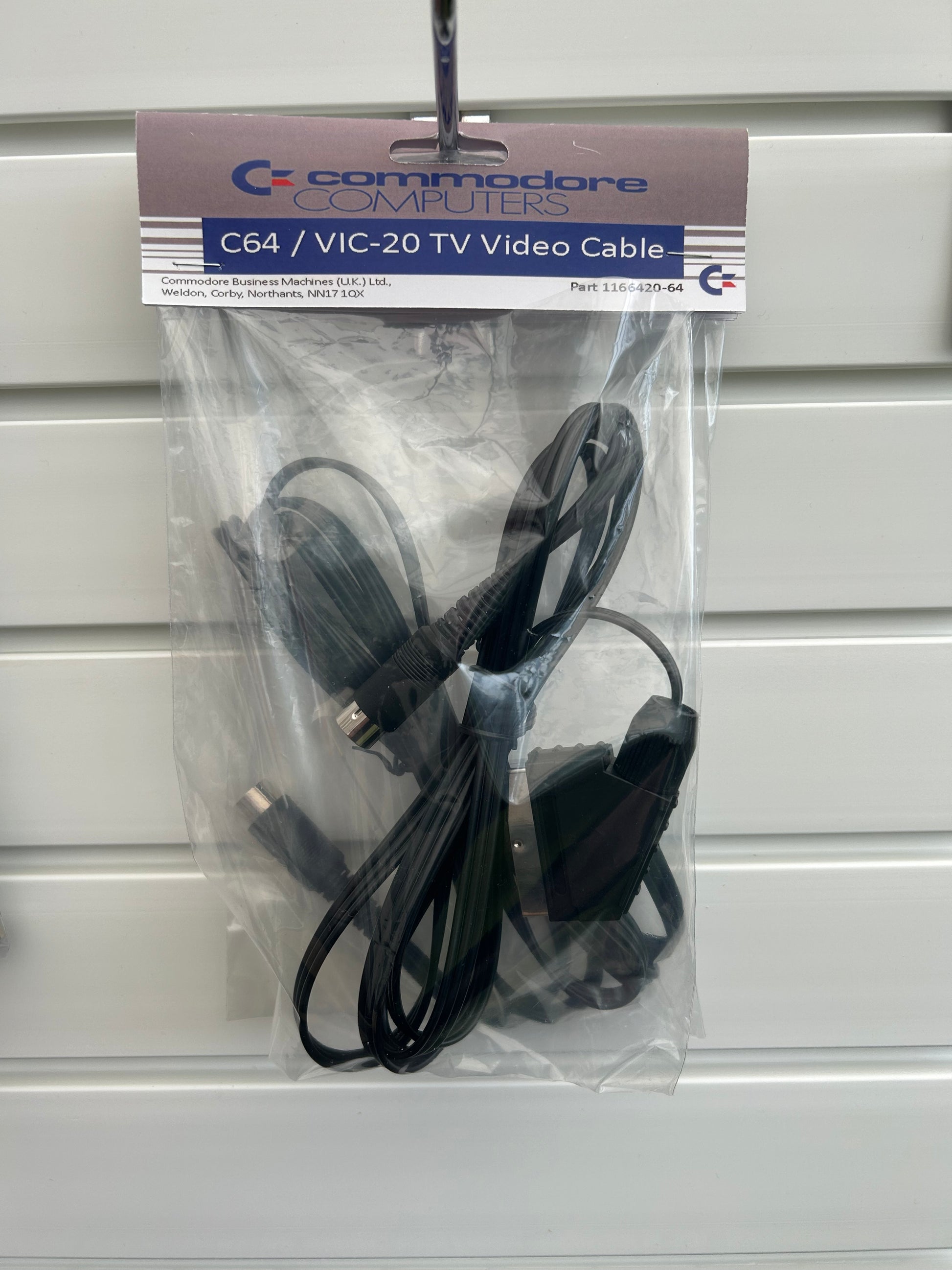 Commodore C64 VIC-20 video cable | 9thbit-Retro Delux